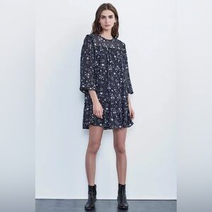 Anthropologie Velvet Graham & Spencer Star
Print Tanya Shirt Dress
